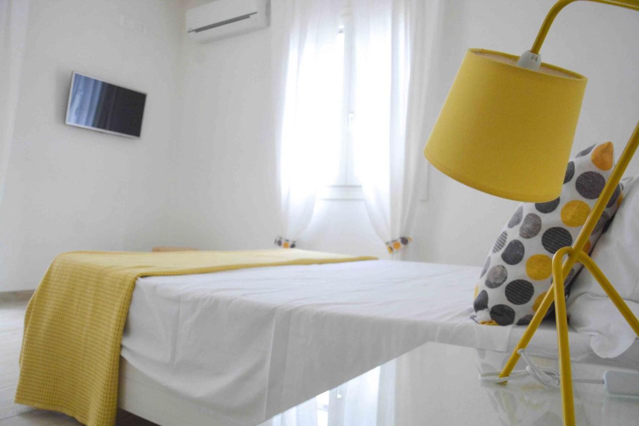 Villa Almyra 산비토로카포 외부 사진