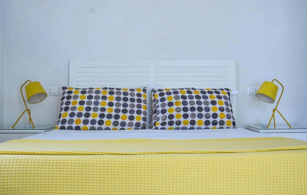 Villa Almyra 산비토로카포 외부 사진